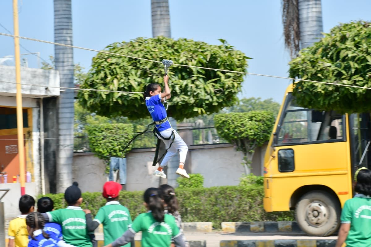 Adventure Camp Image 8