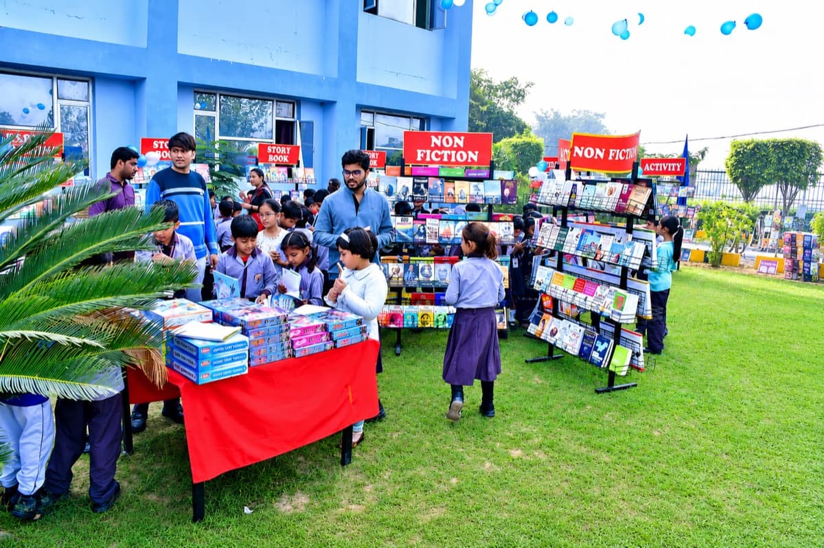 Book Fair Image 2