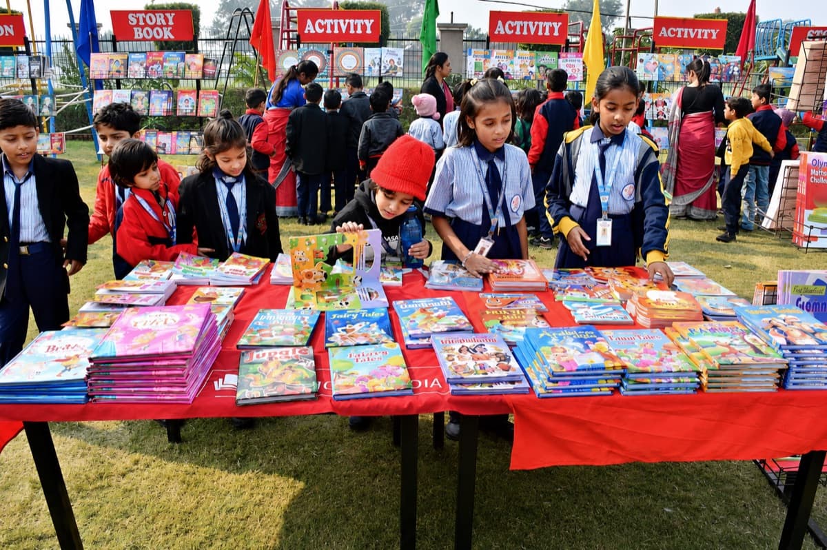Book Fair Image 3